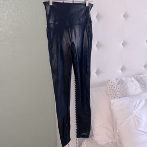 Spanx faux leather leggings size medium
